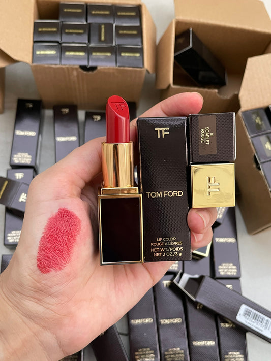 TOM FORD LIP COLOR – 16 Searlet Rouge